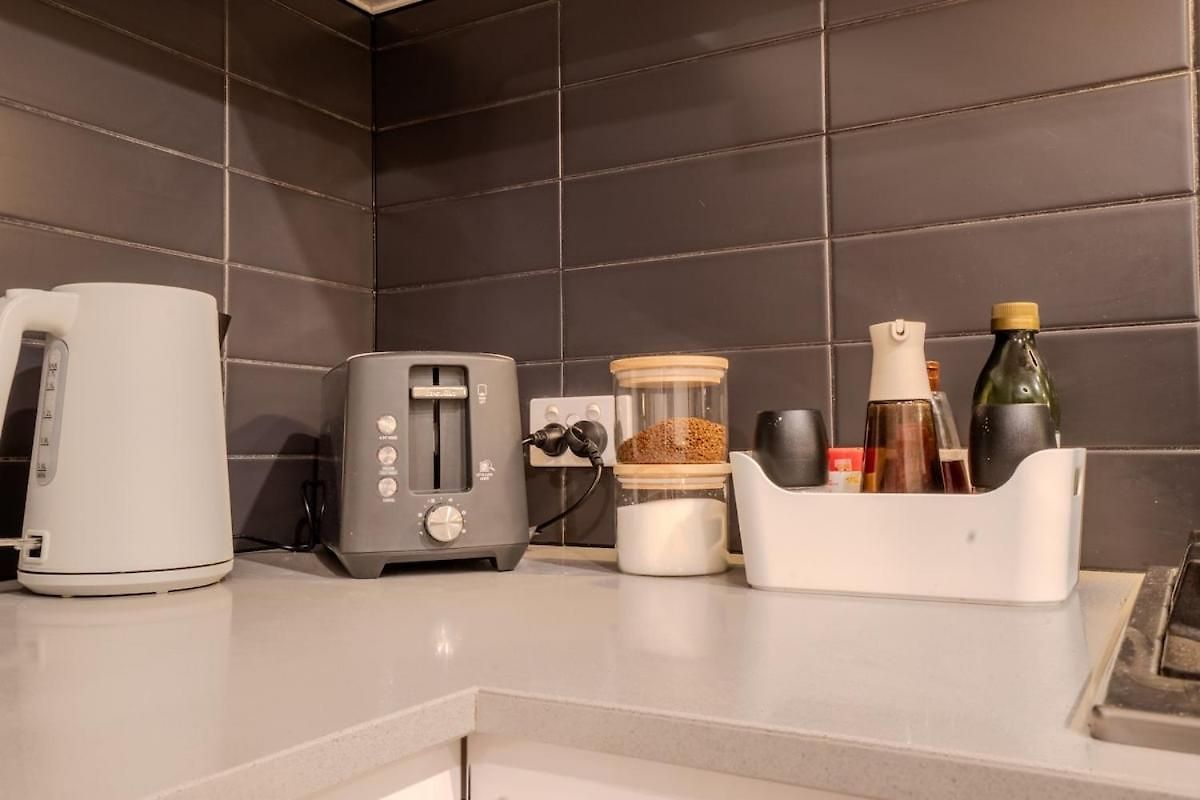 Apartment Sleeps 8 Near Uq 10 Mins Cbd Dual Living