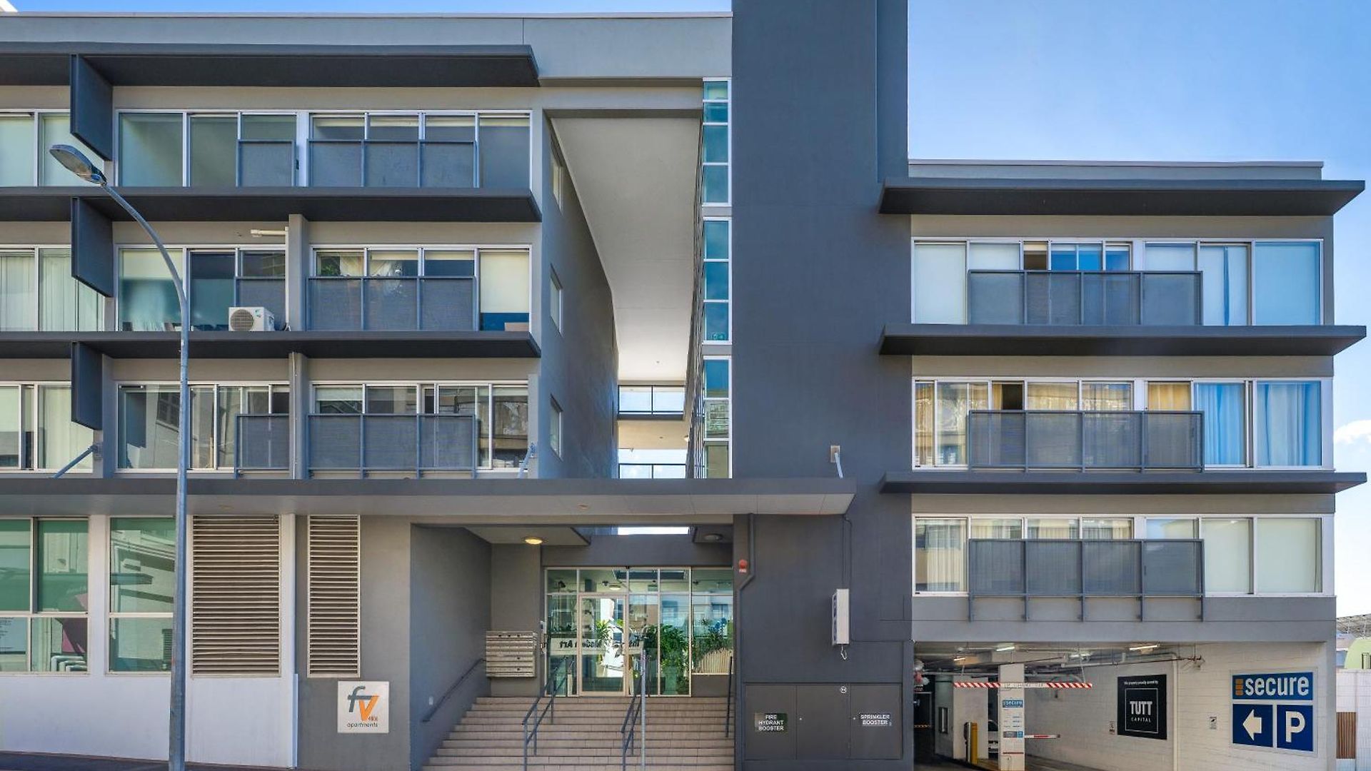 Huge Courtyard With Free Parking - Walk To Hsw, St And Valley Mall Apartment Brisbane