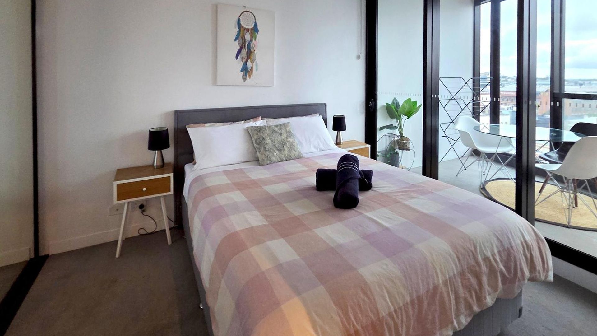 Alfred Street Retreat - 2Br With Parking A Pool & Gym Apartment Brisbane