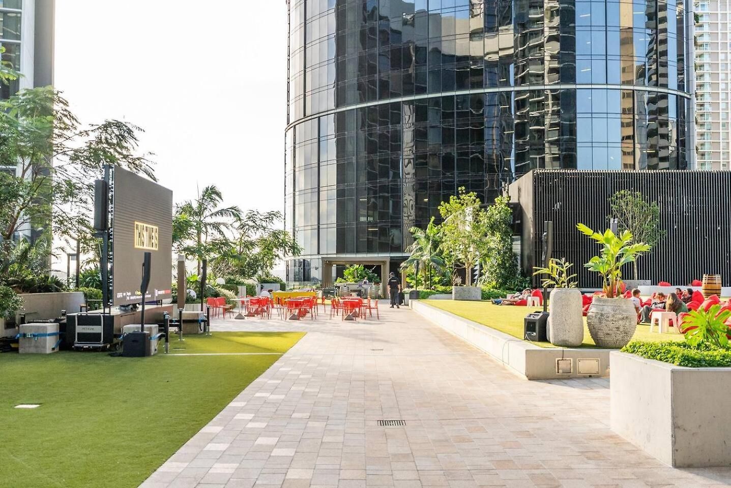 Apartment Bright & Calm Haven Lv 17 - W/ Sky & Balcony Views - Brisbane
