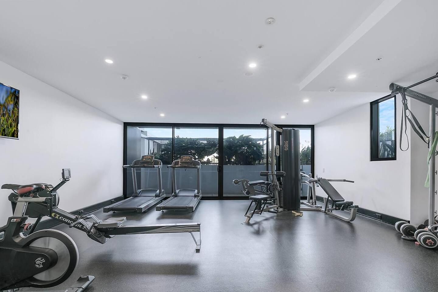 Windward - Inner-city Skyline With Pool Access Apartment Brisbane