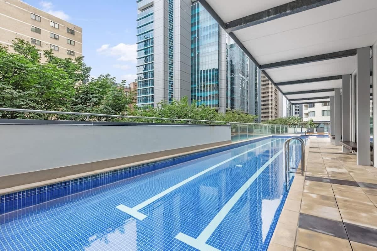 Escape 2bed-2bath-1car-pool-views - Cbd Apartment *