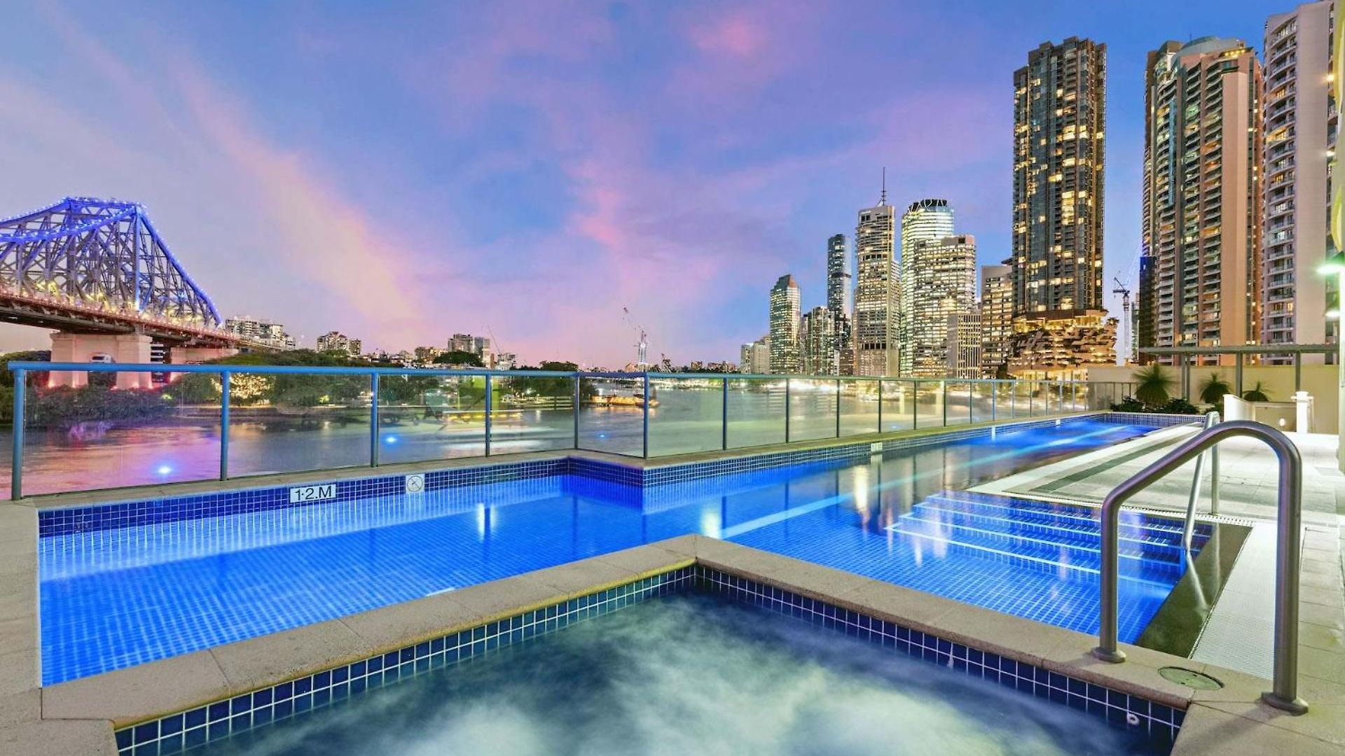 Oasis 2bed-1bath-1car-views