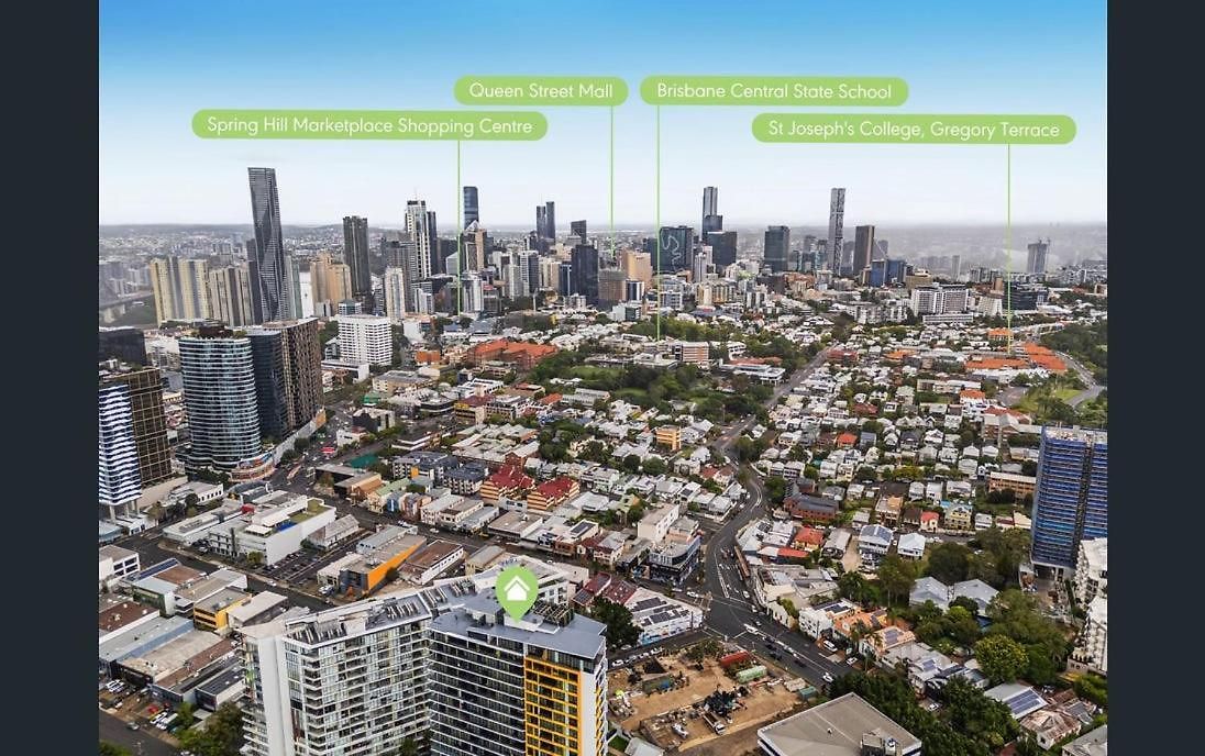 Penthouse Sleep 6 - Cbd Views - Pools - Games - Baby