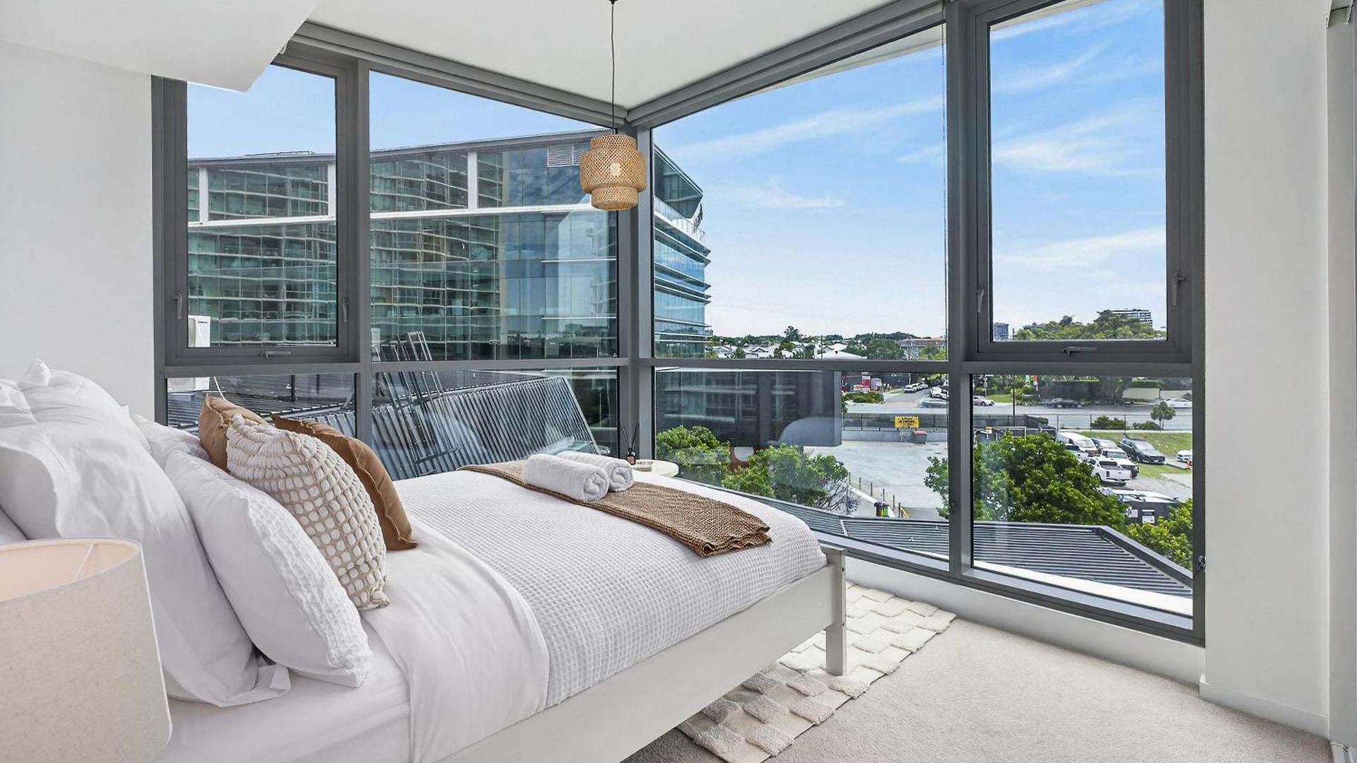 Apartment Portside Luxe Retreat 2br Free Parking & Pool *