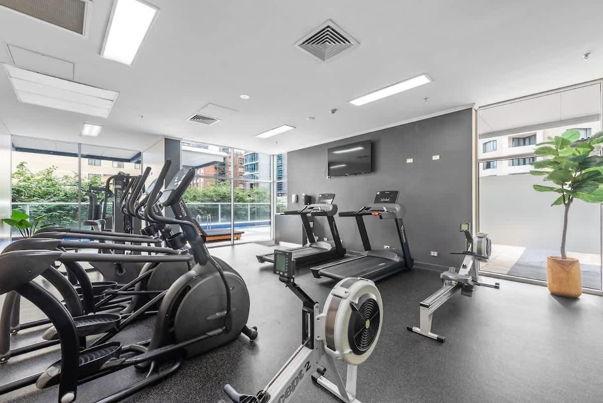 Apartment Escape 2bed-2bath-1car-pool-views - Cbd