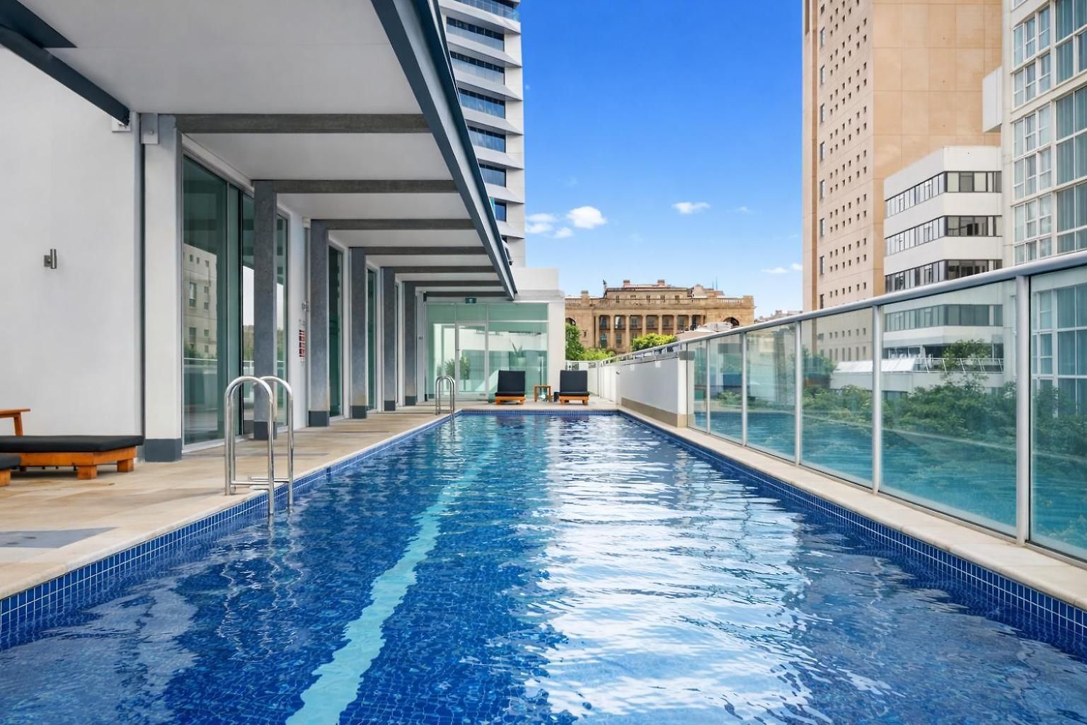Oaks Festival Apartment *