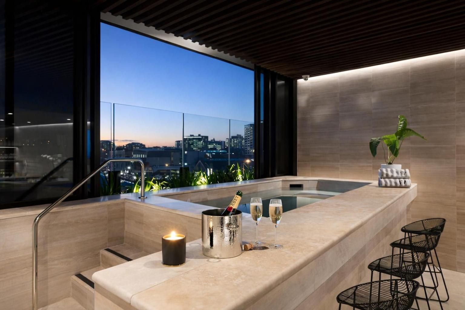 Fv Flatiron Penthouses Fortitude Valley * Brisbane