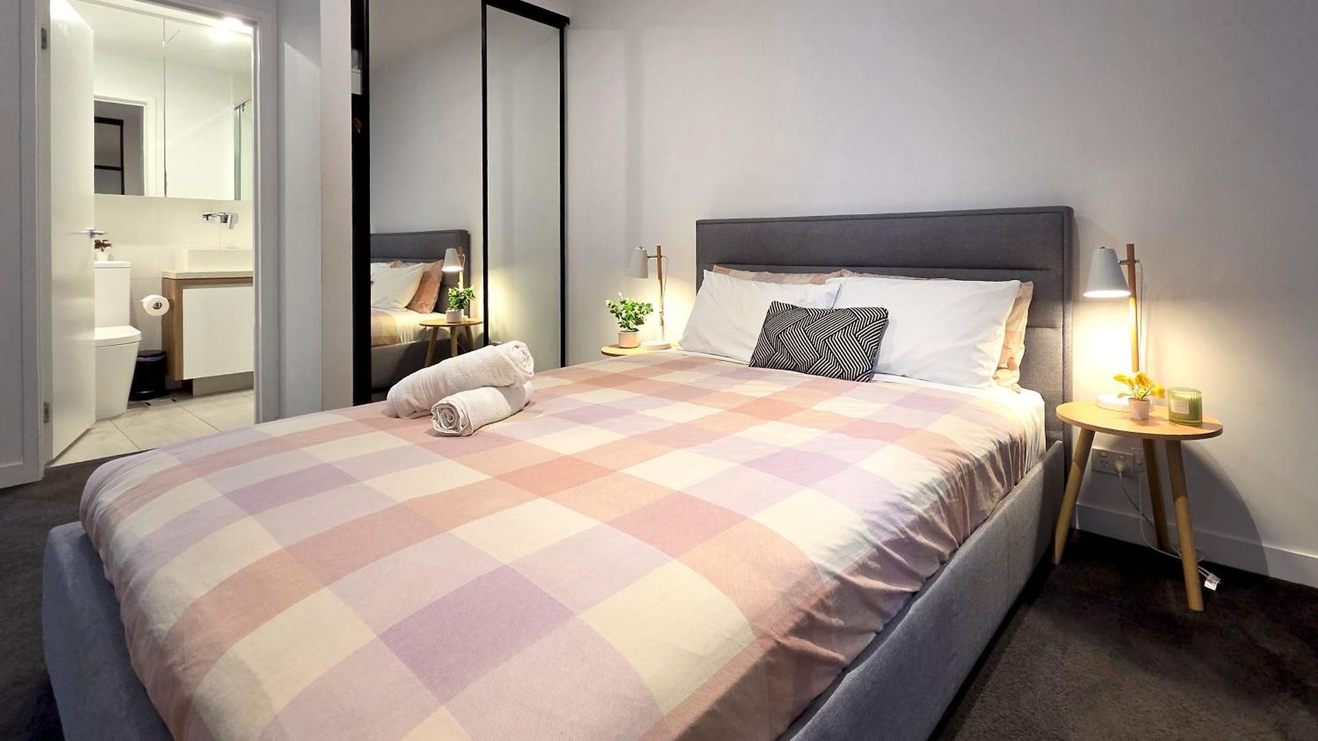 Valley Hideaway It Is A Private 2br With Pool And Gym *