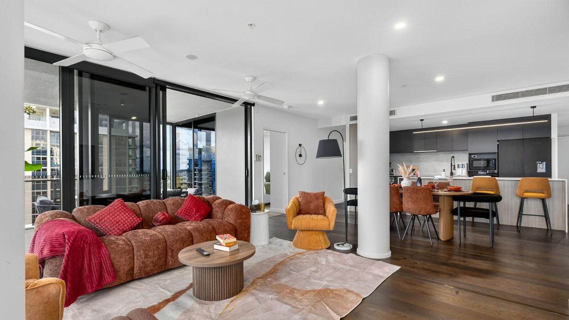 Apartment 31f Premium 3br Skyline River Views One *