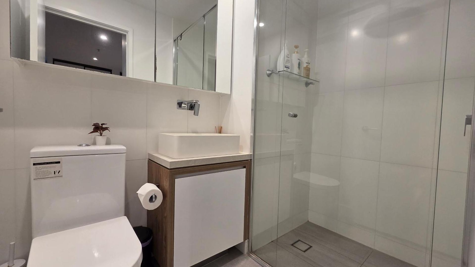 Valley Hideaway It Is A Private 2br With Pool And Gym * Brisbane