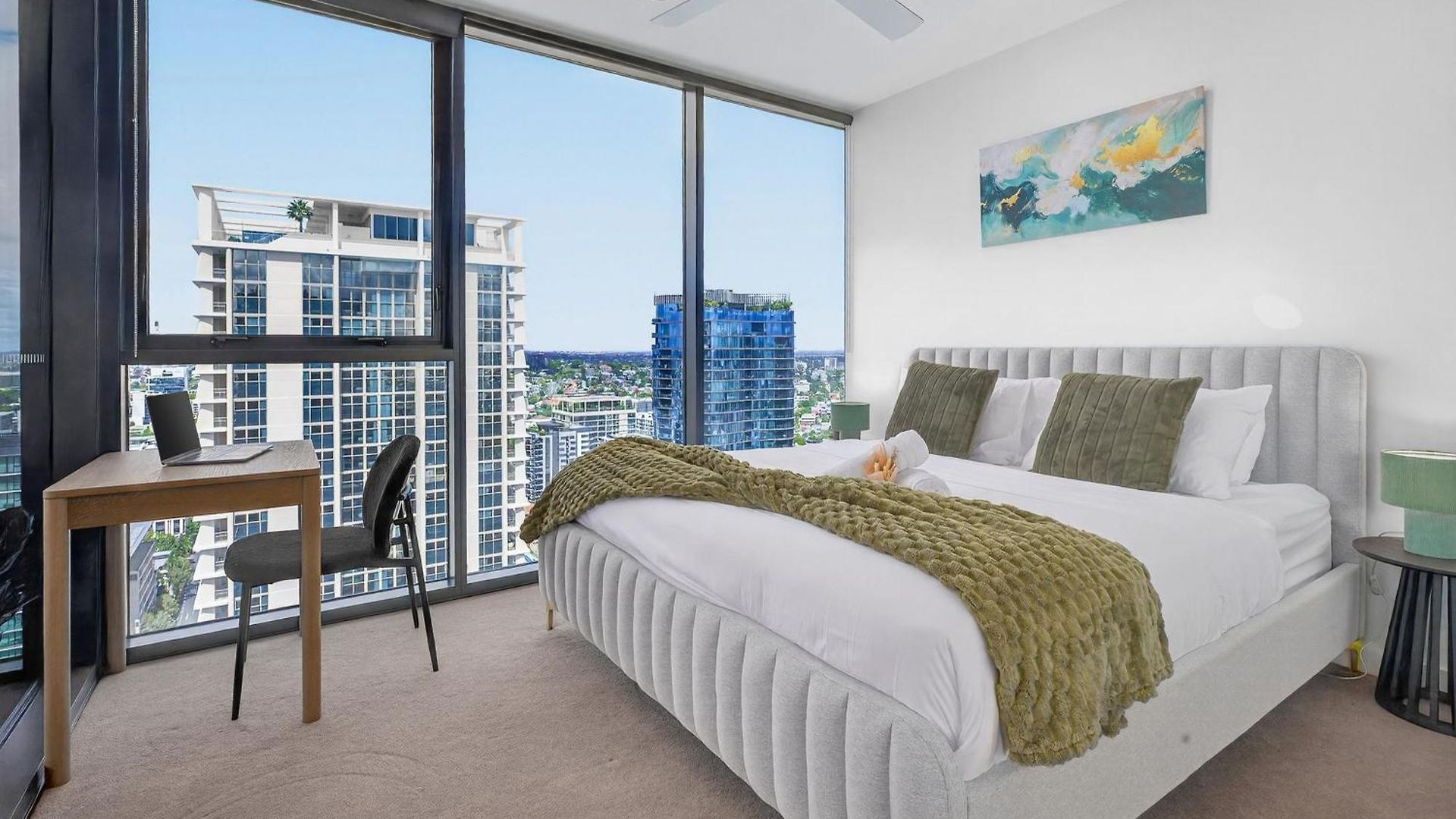 31f Premium 3br Skyline River Views One * Brisbane