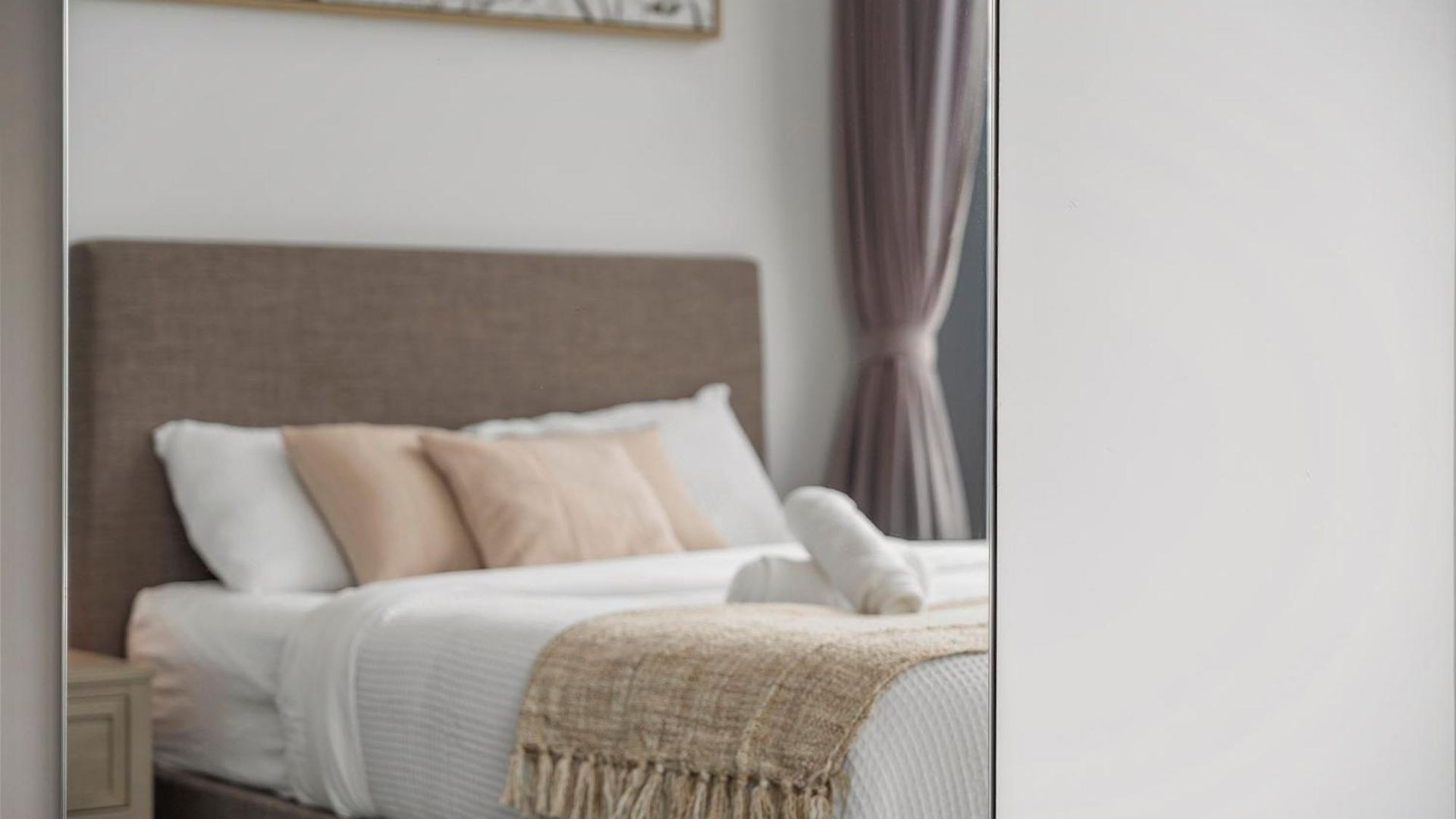 Apartment One Sky - Sleep 6 - Pools Cinema Sauna Gym Free Parking
