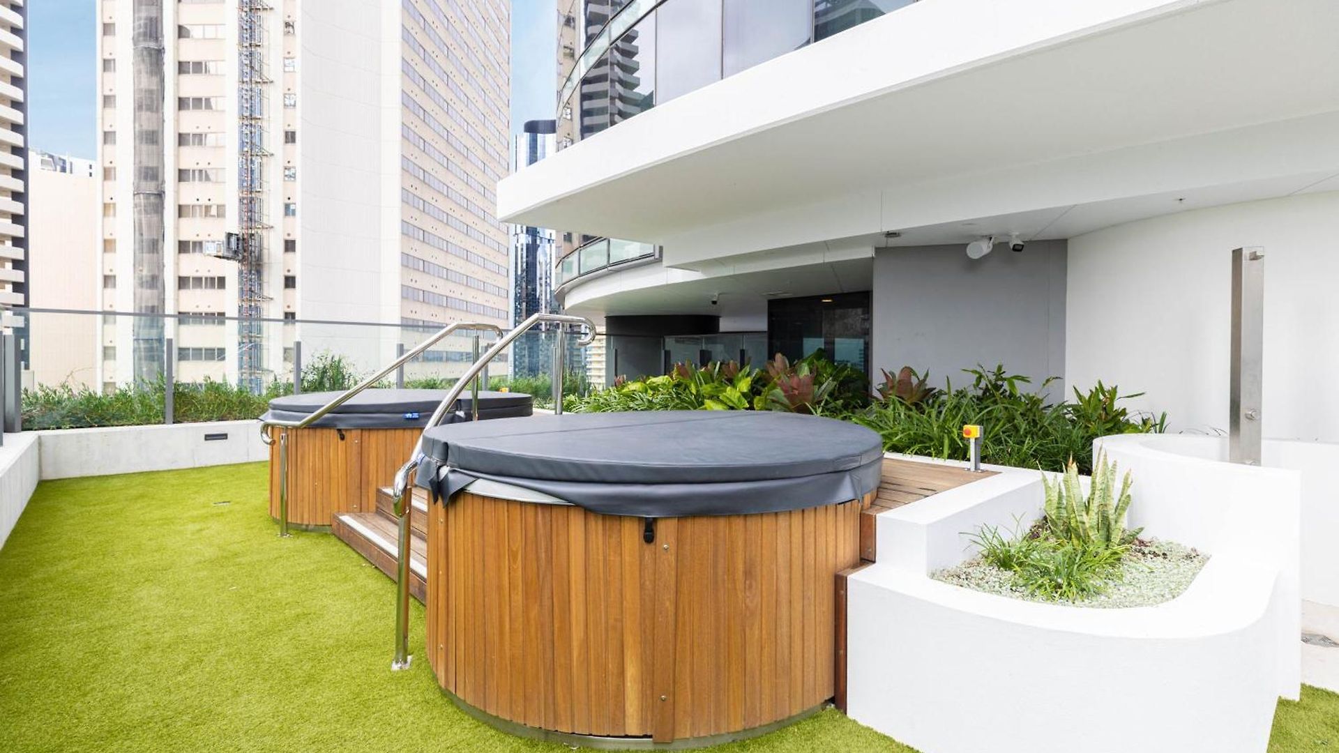 Matcha Madness Zen Escape - Riverfront Apartment