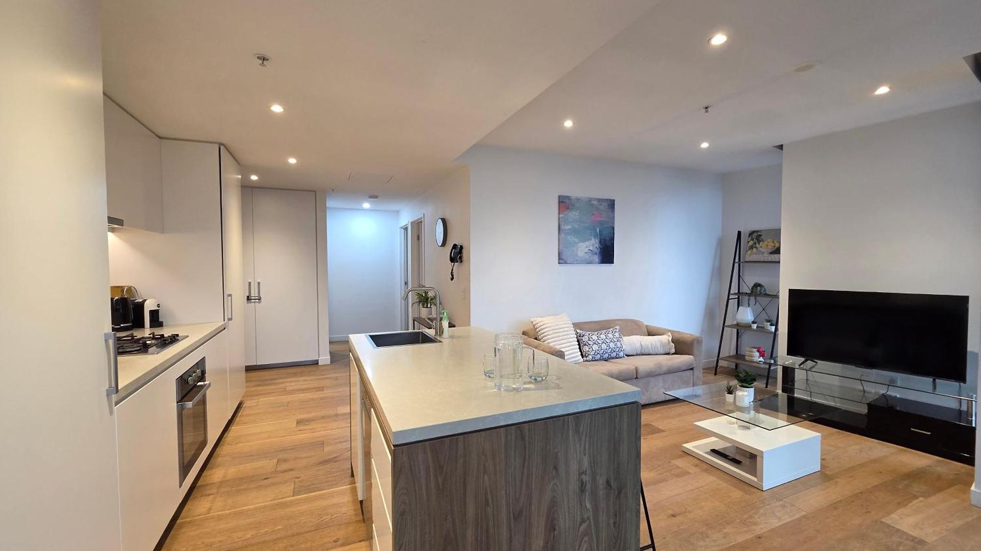 Apartment Valley Hideaway It Is A Private 2br With Pool And Gym