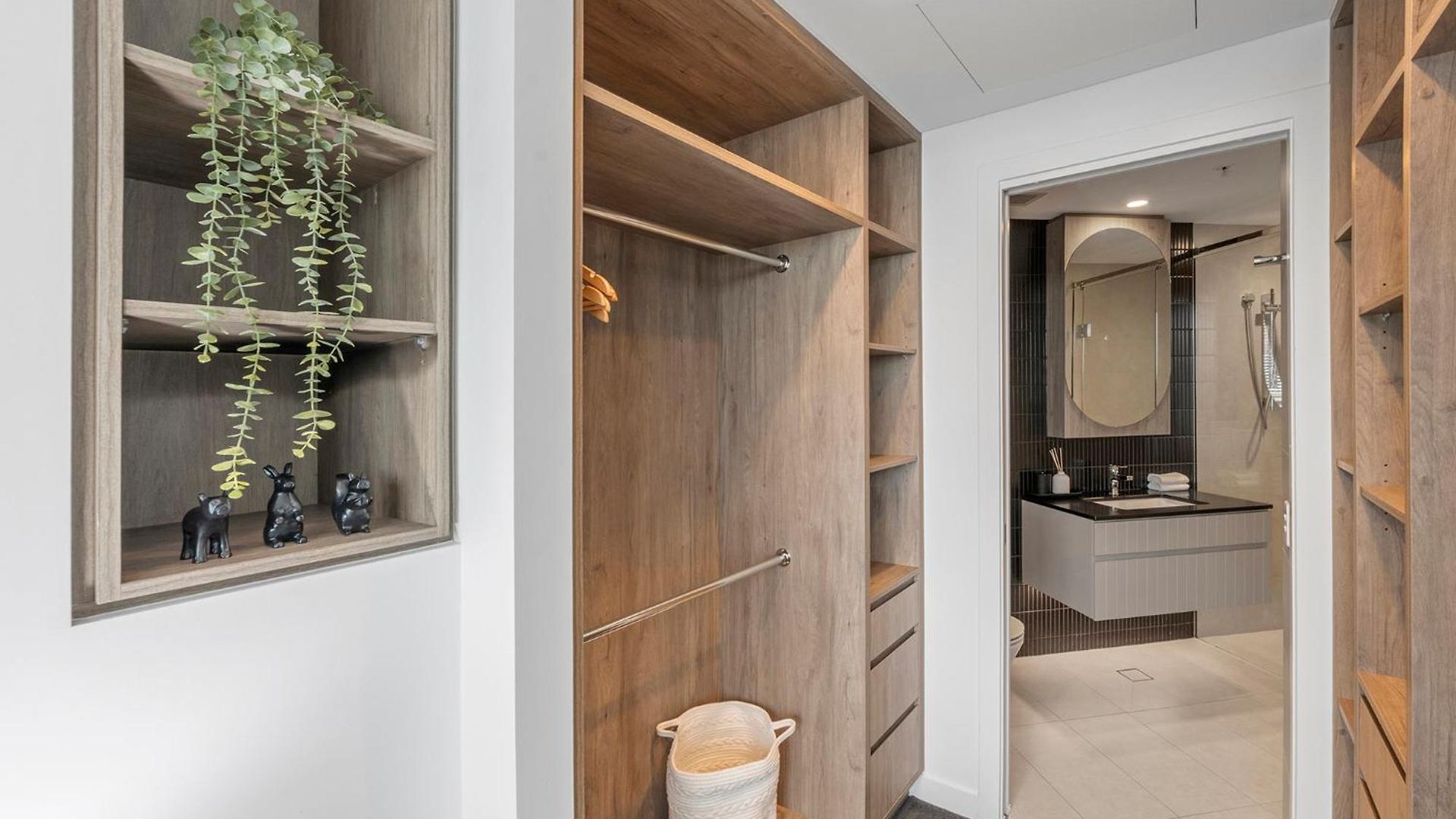 One Sky - Sleep 6 - Pools Cinema Sauna Gym Free Parking Apartment