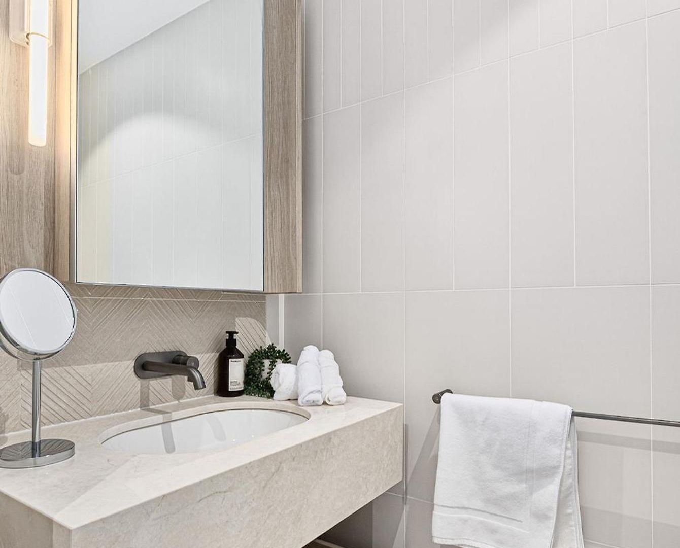 3 Bedroom Luxury In The Sky Apartment