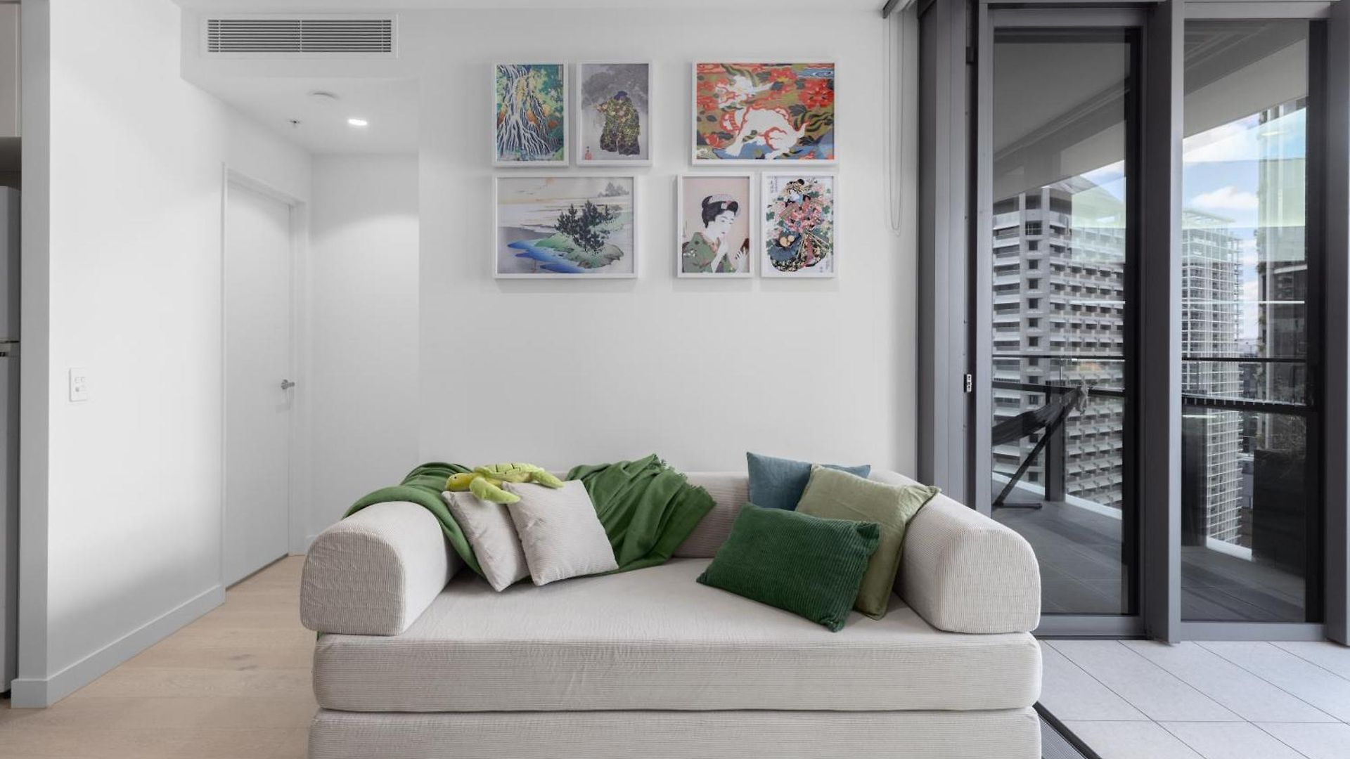 Apartment Matcha Madness Zen Escape - Riverfront *