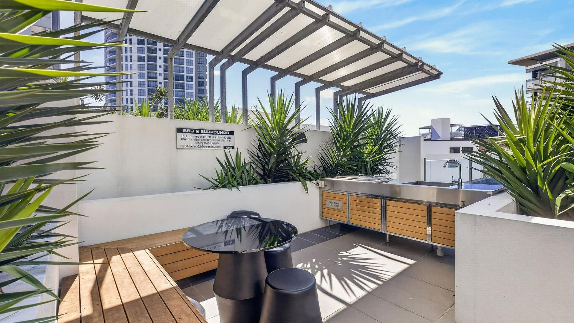 Luxury 2bed2bath With Pool, Parking, Gym And Views *
