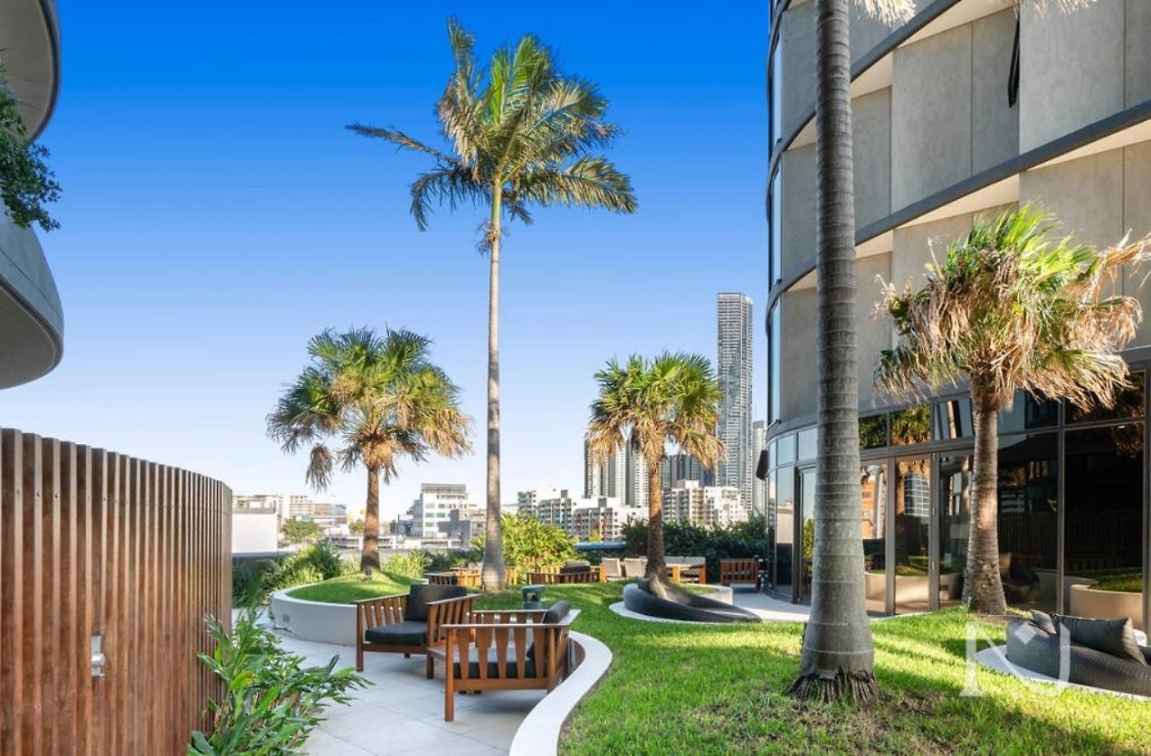 Twilight Views 2br In Fortitude Valley & Parking