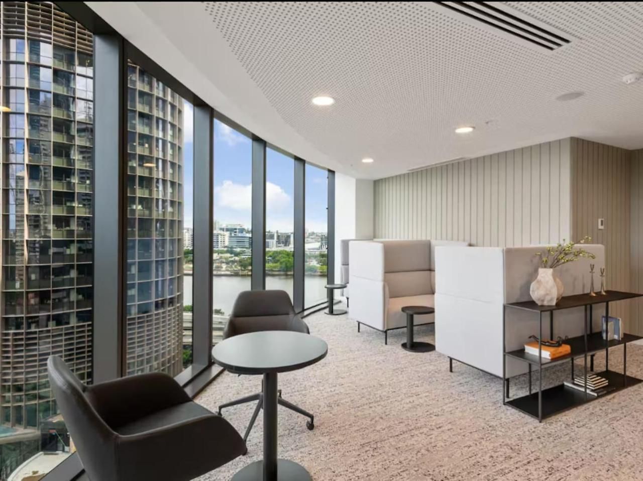 Tokyo Calm Elegant Cbd Escape At Queen's Wharf Apartment *