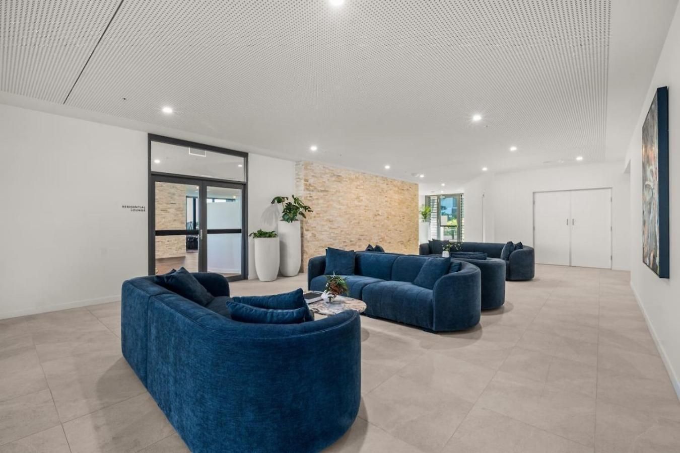 Landmark Queens Wharf 1br Wit Pool Gym And View Brisbane