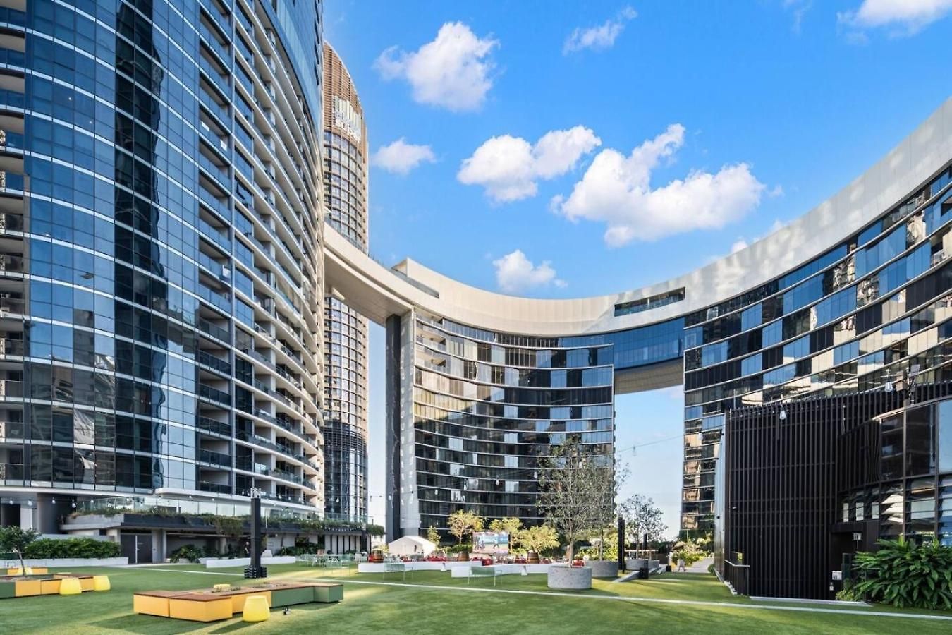Landmark Queens Wharf 1br Wit Pool Gym And View * Brisbane