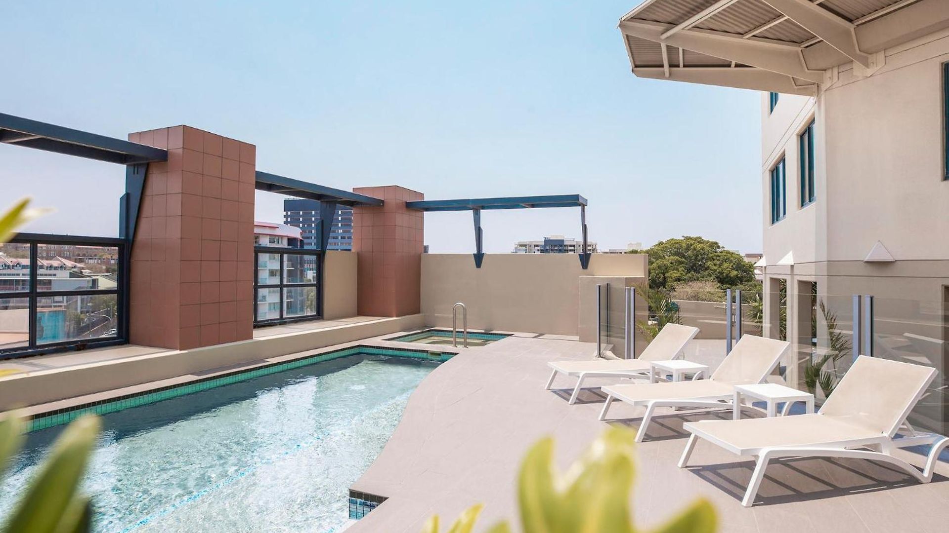 Apartment Two-bedroom Escape I Mantra On Queen