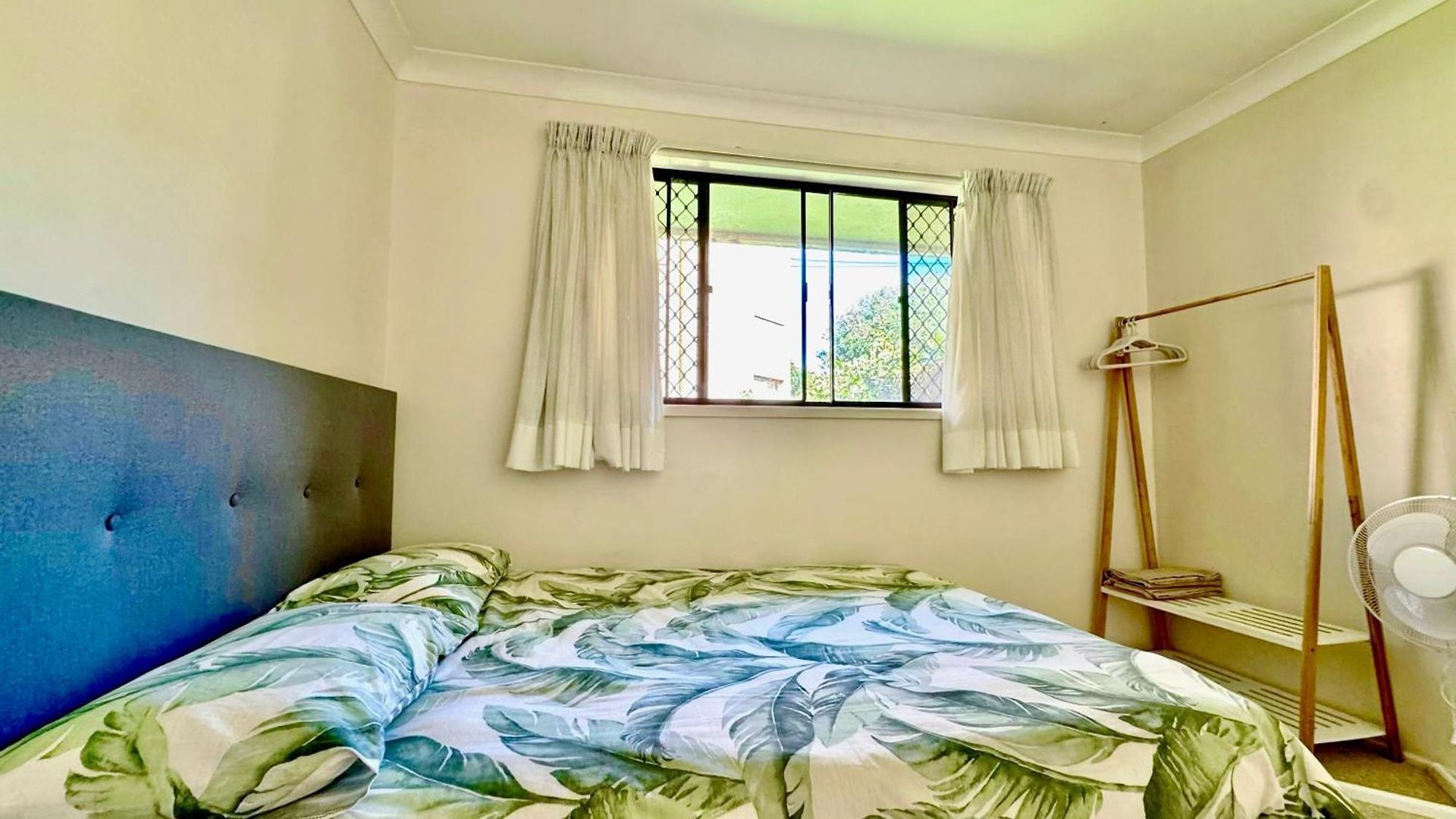Walk To Market Square And Garden City! Macgregor Homestay *