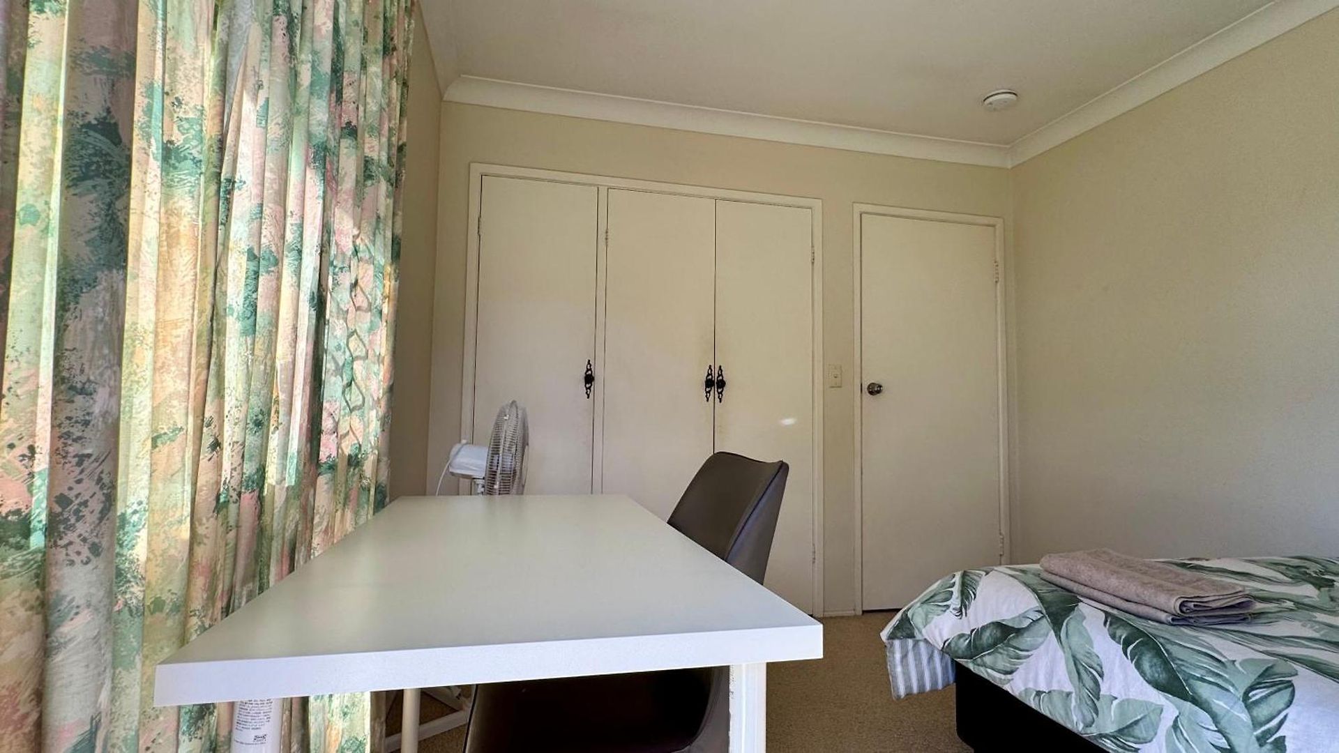 Homestay Walk To Market Square And Garden City! Macgregor Brisbane