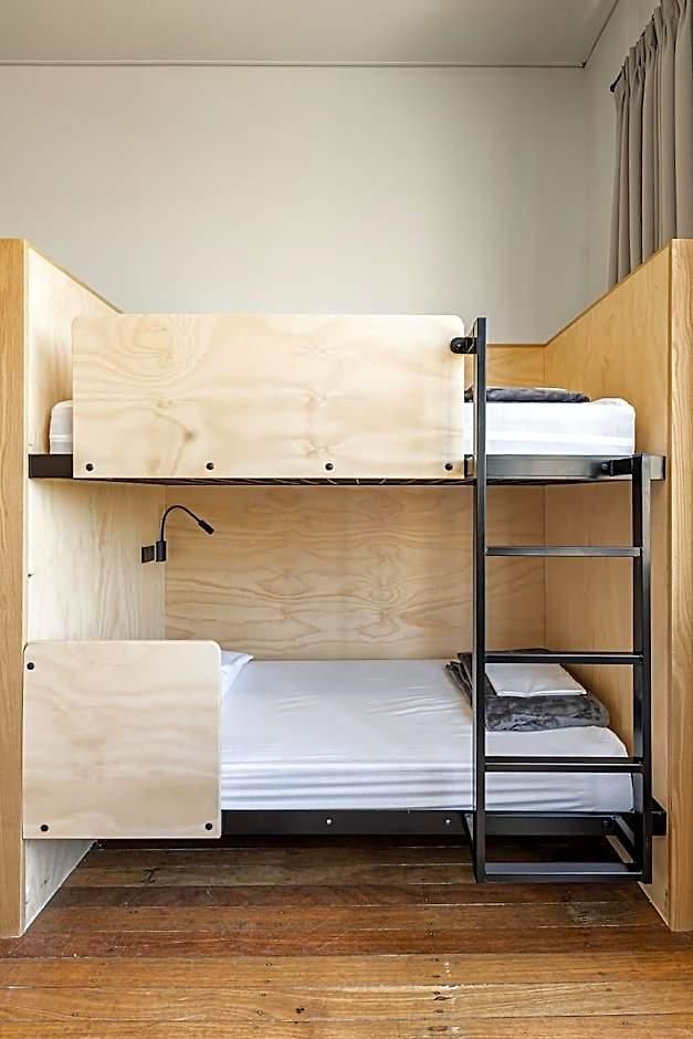 Bunk