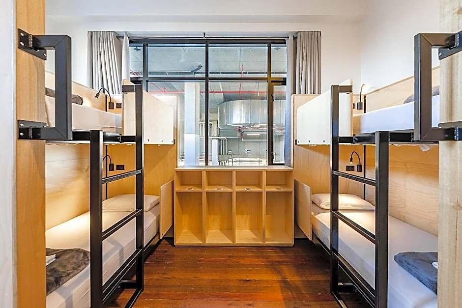 Bunk *