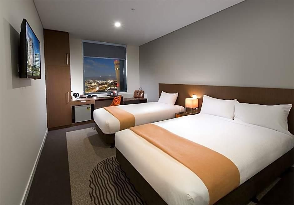 Hotel Ibis Airport