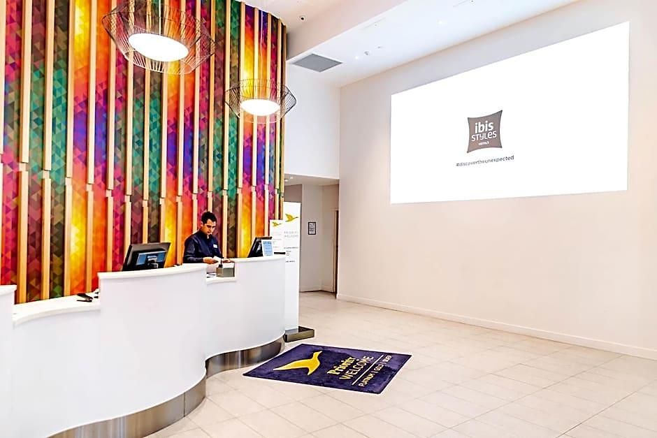 Ibis Styles Elizabeth Street Hotel 4*
