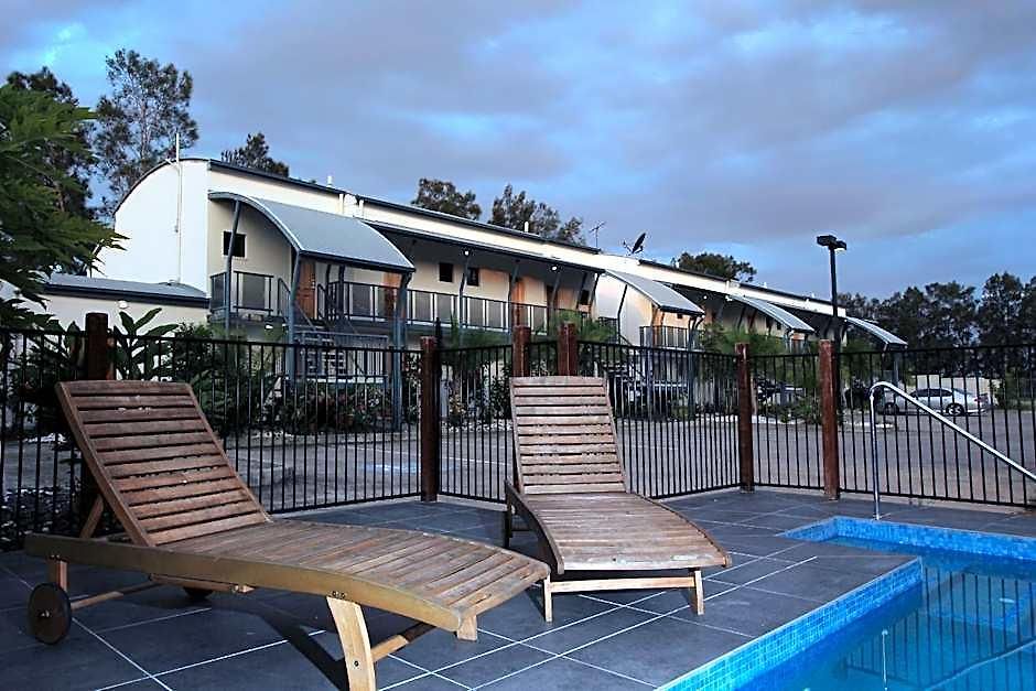 Novena Palms 4*