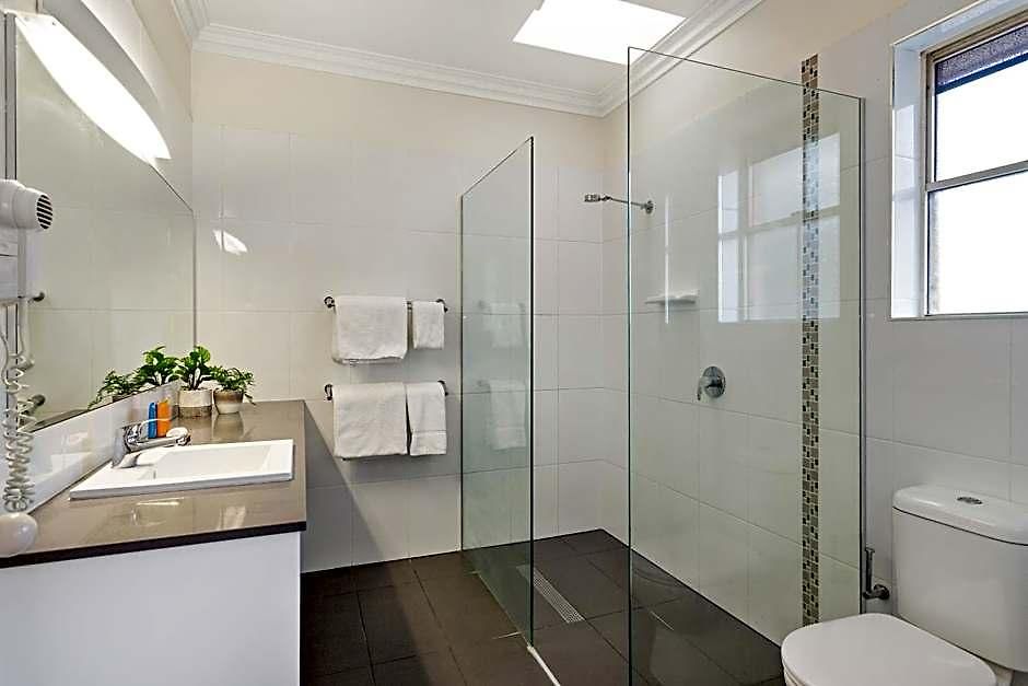 Coopers Colonial 4* Brisbane