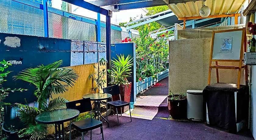 The Cliff House Motel Brisbane