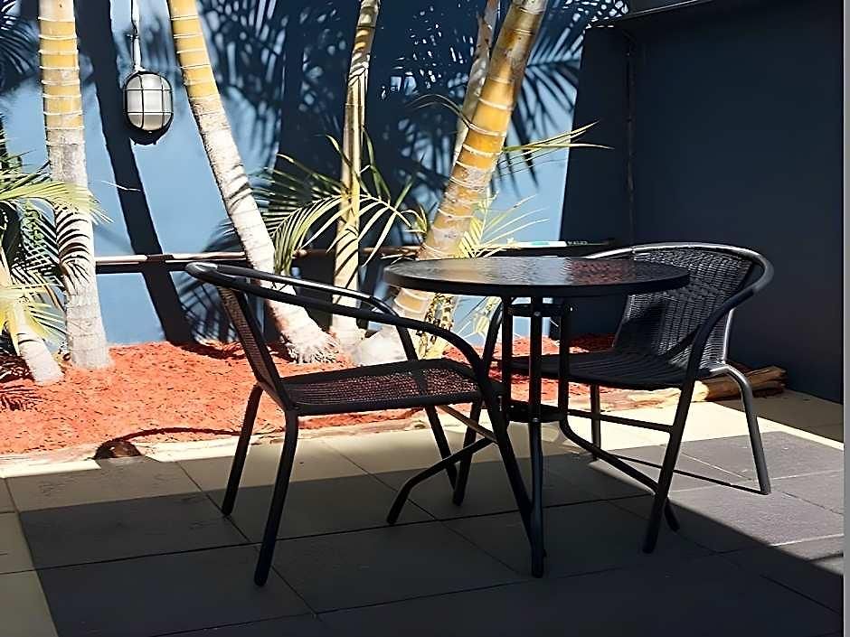 The Cliff House 3*