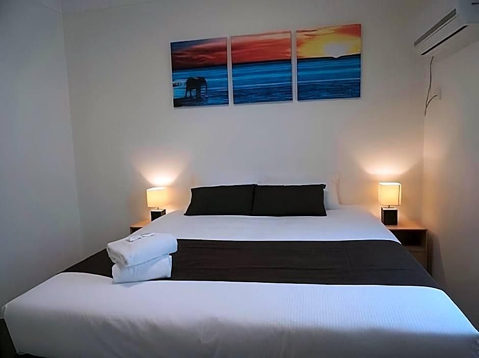 The Cliff House Motel 3*