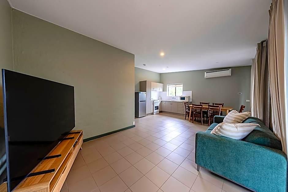 Everton Park 3* Brisbane