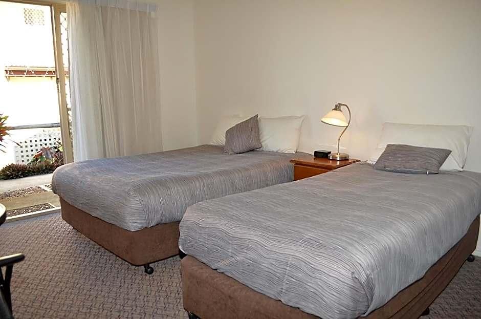 Redland Bay Motel