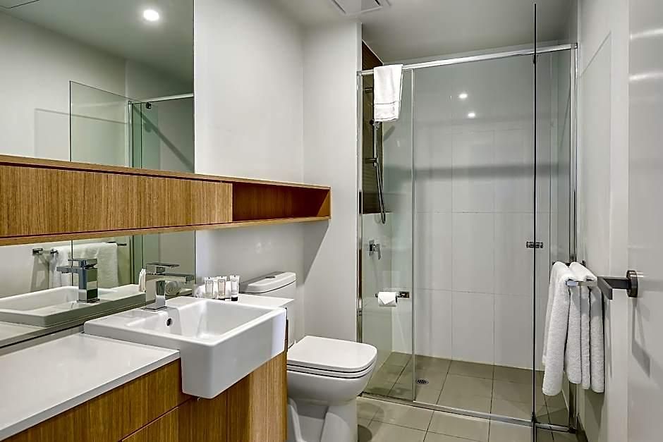 Vine South Aparthotel 5*