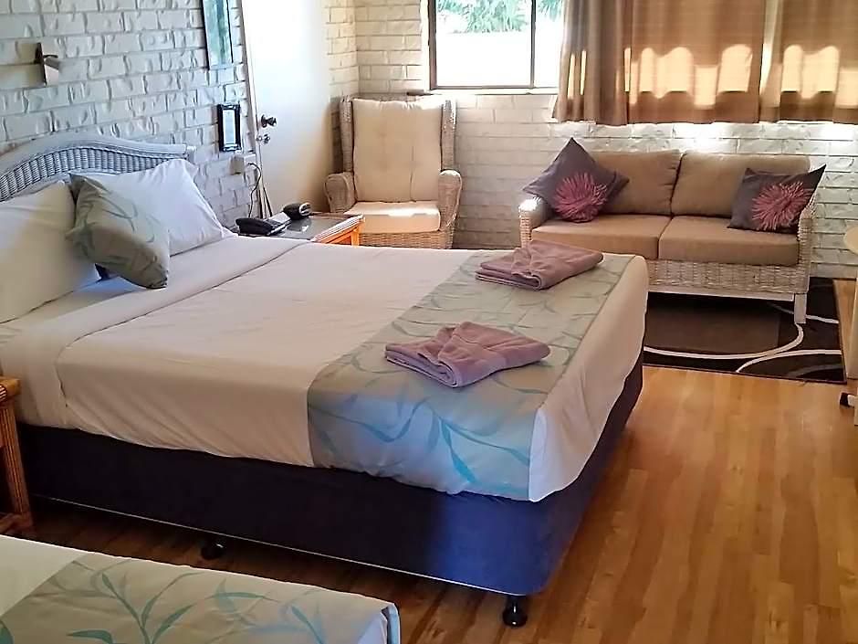 Motel Holland Park 3*