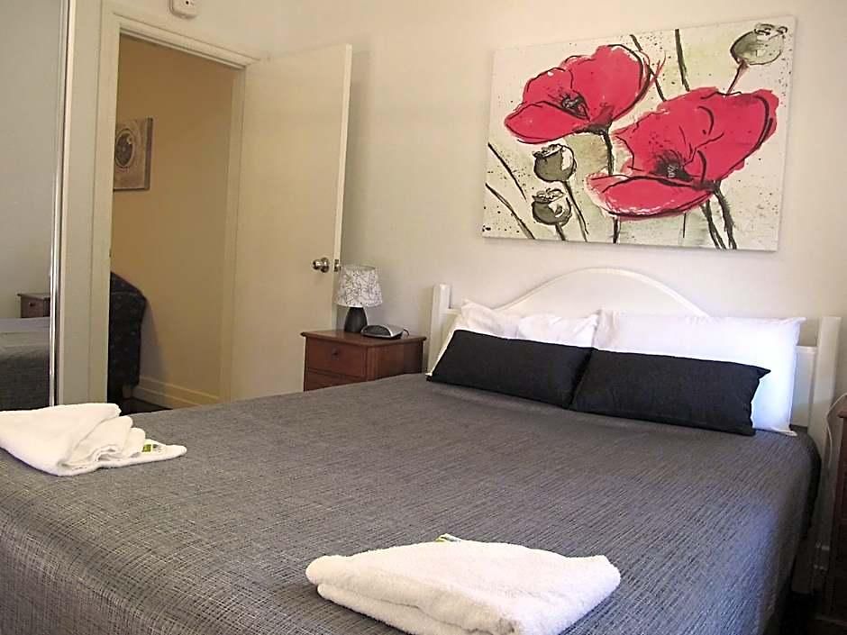 Hampton Court Aparthotel Brisbane