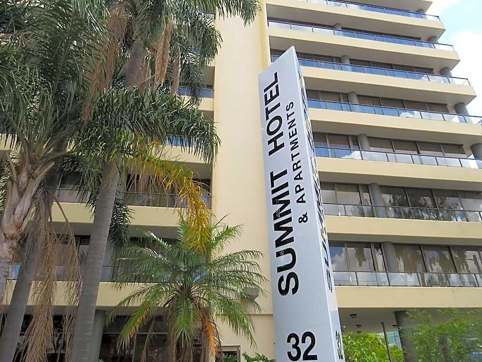 Summit Aparthotel 4*