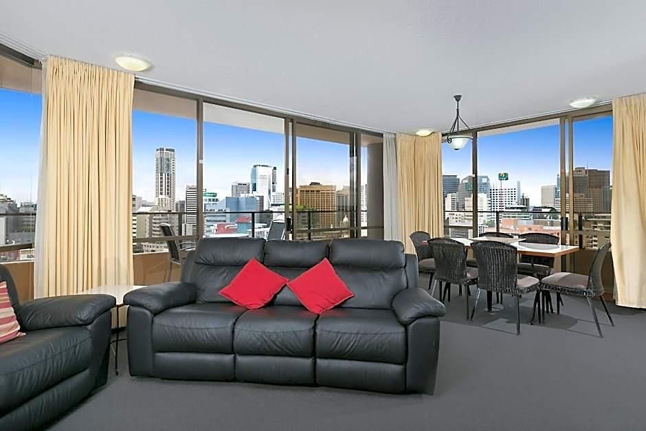 Aparthotel Summit
