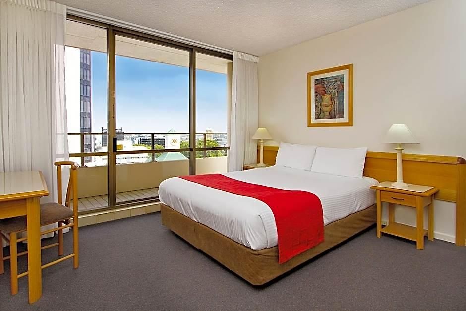 Summit Brisbane