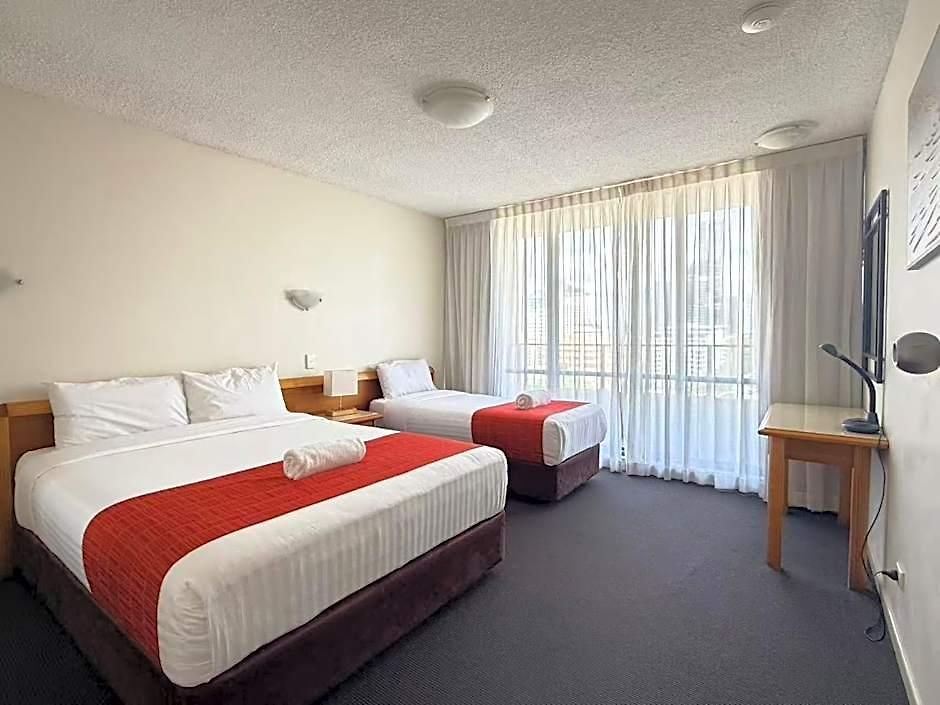Aparthotel Summit 4*