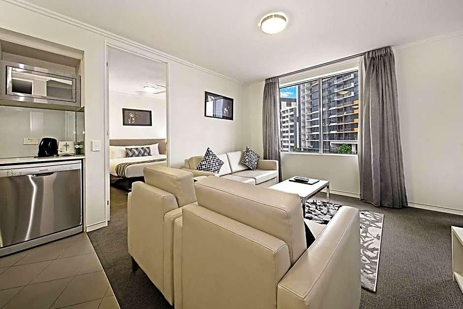 The Capitol Aparthotel 4*