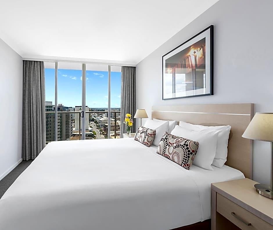 Oaks Lexicon Aparthotel